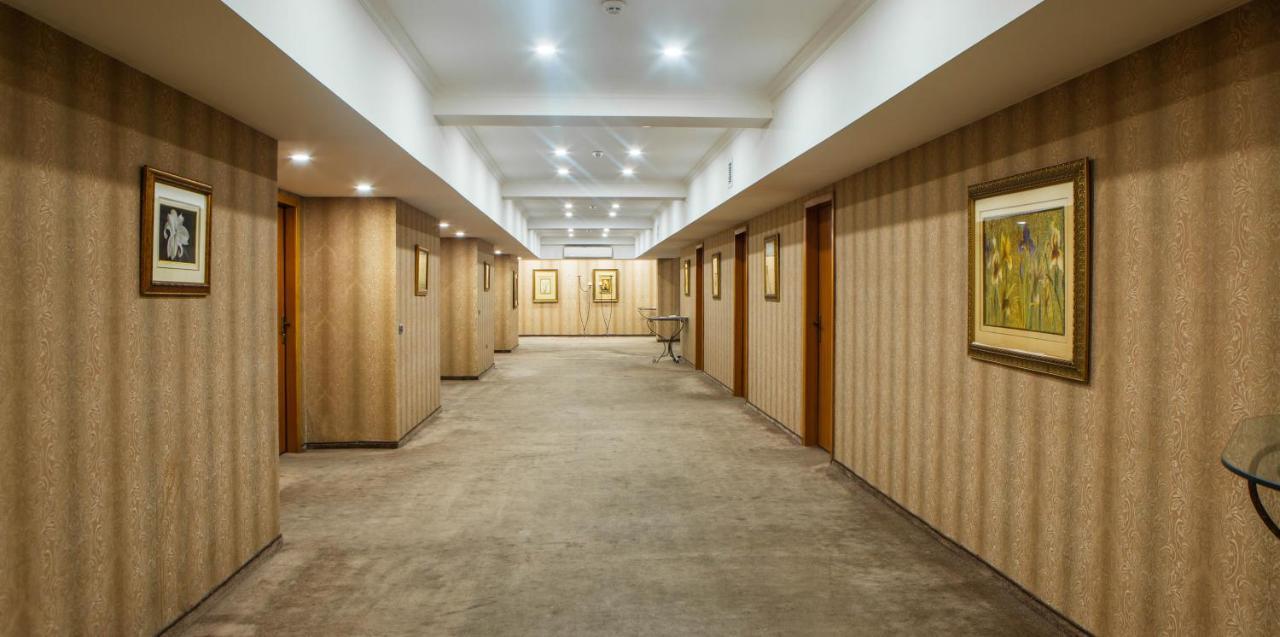 Abu Arena Hall Баку Екстериор снимка